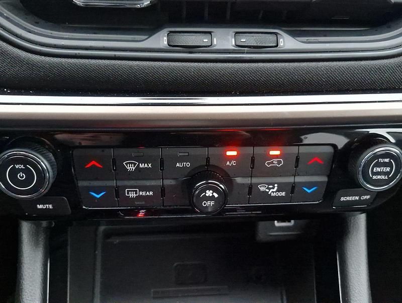 Gebraucht Jeep Compass 241 PS (177 kW) 2022 Grau metallic SUV