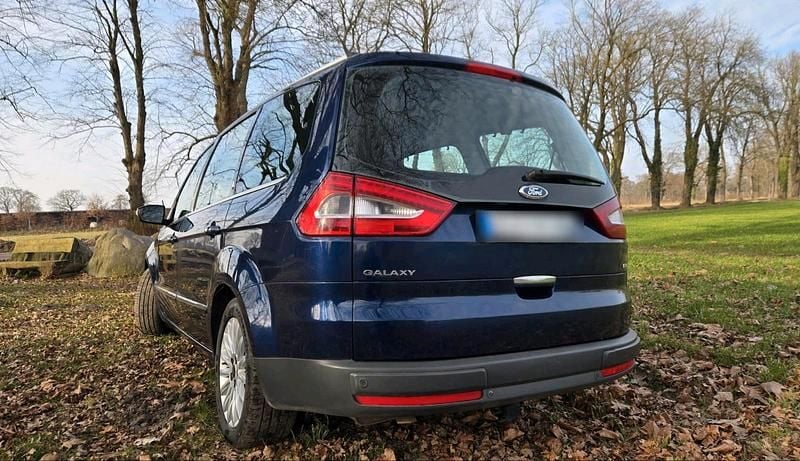 Gebraucht Ford Galaxy Ghia 140 PS (102 kW) 2010 Blau Van / Kleinbus
