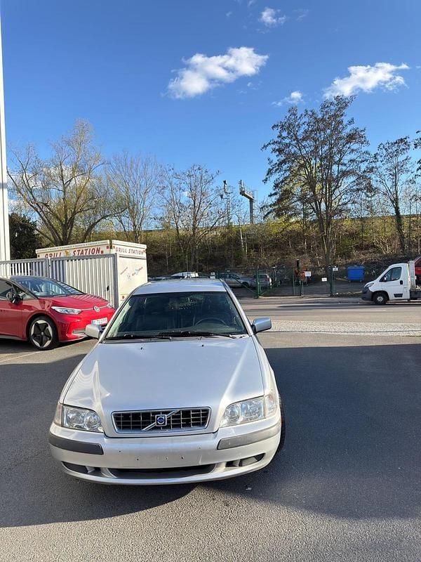 Gebraucht Volvo V40 122 PS (89 kW) 2003 Grau Kombi