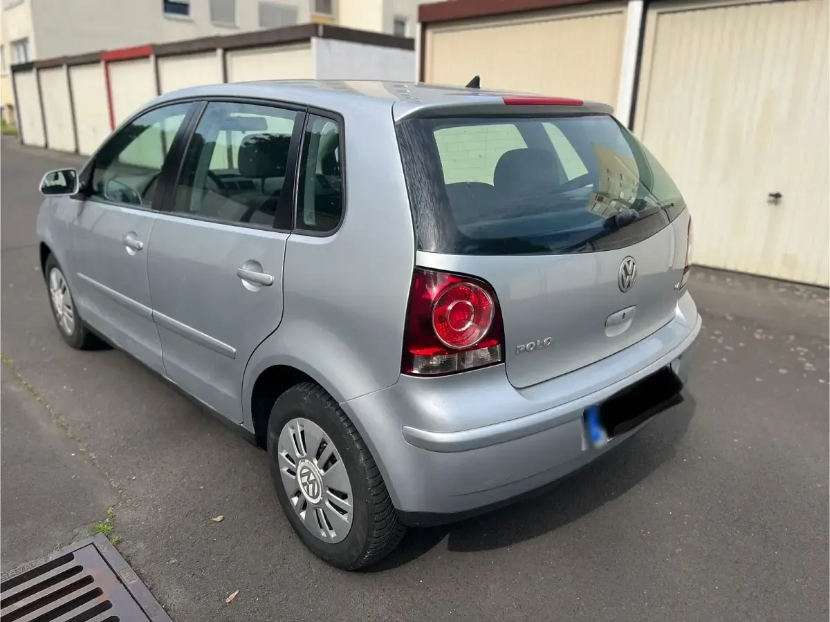 Gebraucht VW Polo Comfortline 80 PS (58 kW) 2007 Silber Kleinwagen