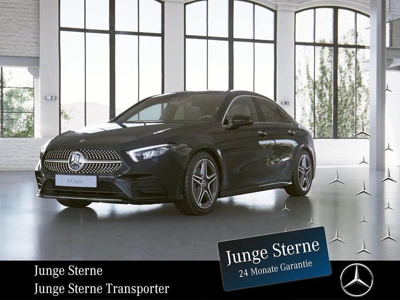 Schwarz Gebraucht 2022 Mercedes A250 AMG Limousine | 28.220 € (Fairer Preis) - Bild 1/3
