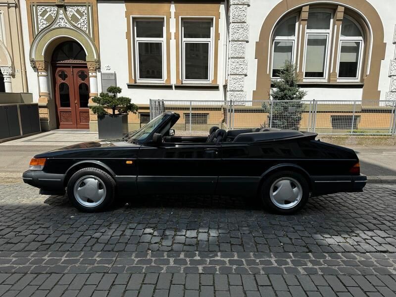 Schwarz Gebraucht 1988 Saab 900 Cabriolet Cabrio | 18.900 € - Bild 1/4
