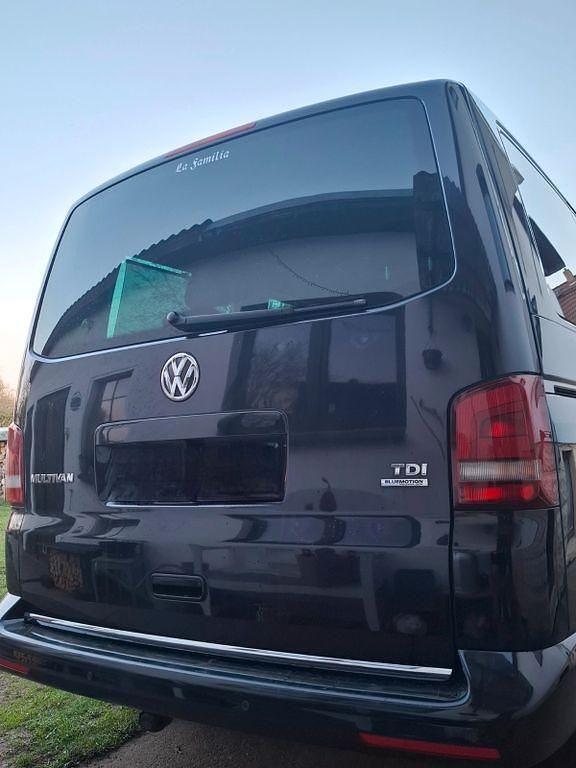 Second-hand VW T5 179 CP (131 kW) 2013 Negru Van