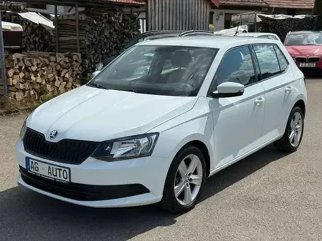 Gebraucht Skoda Fabia Cool Edition 90 PS (66 kW) 2016 Laserweiss Kleinwagen