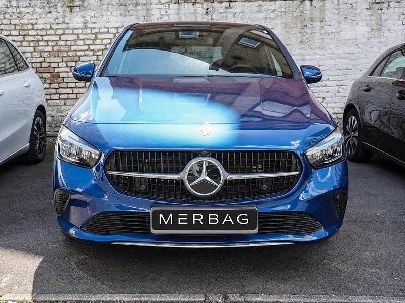 Gebraucht Mercedes B250e Advanced 218 PS (160 kW) 2024 Spektralblau Van / Kleinbus