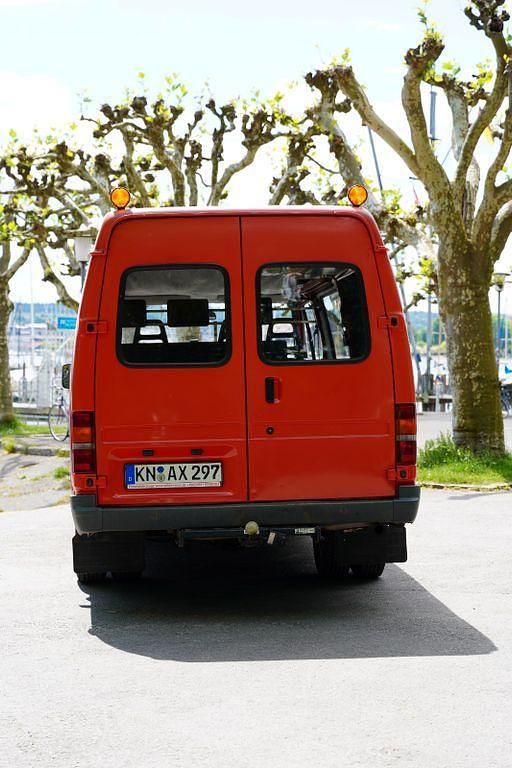Second-hand Ford Transit 77 CP (56 kW) 1991 Roșu Monovolum