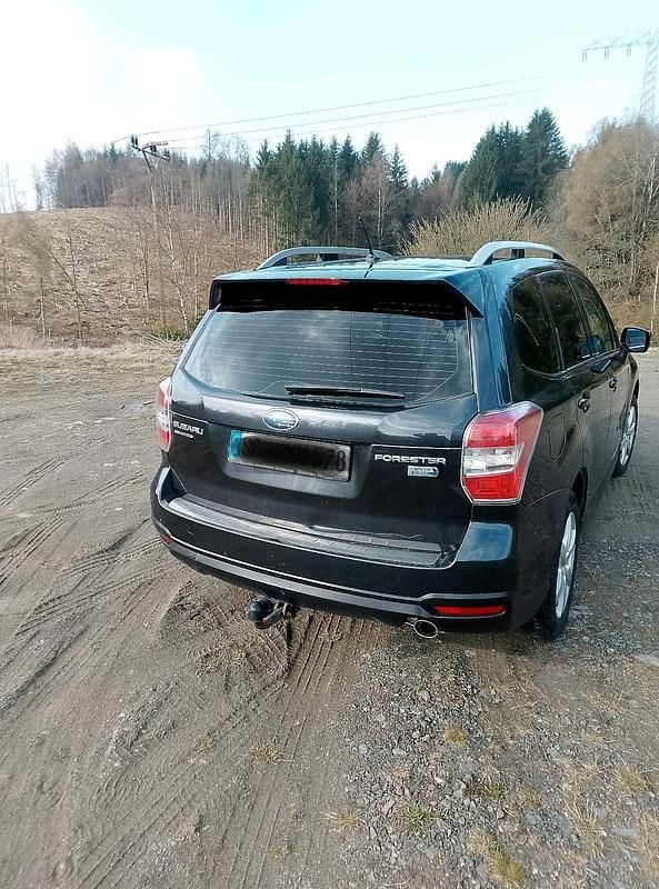 Second-hand Subaru Forester 150 CP (110 kW) 2014 Negru SUV