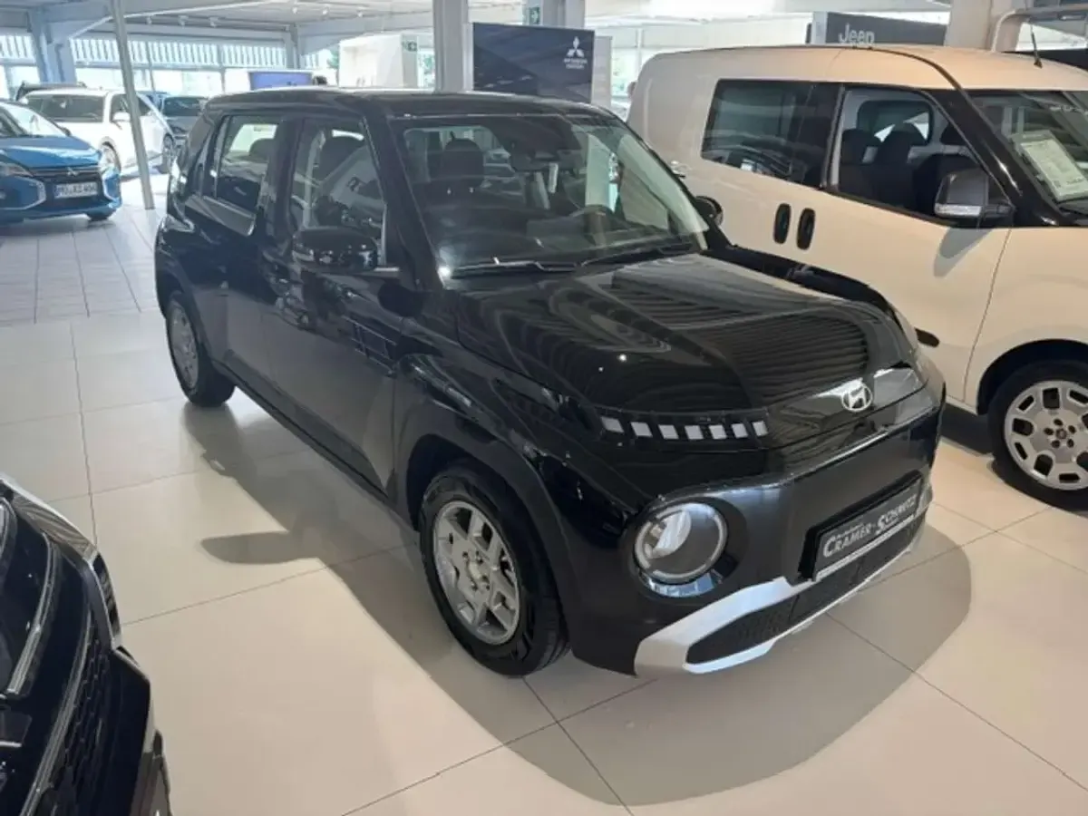 Neu Hyundai Inster 83 kW (114 PS) 2026 Abyss black Kleinwagen