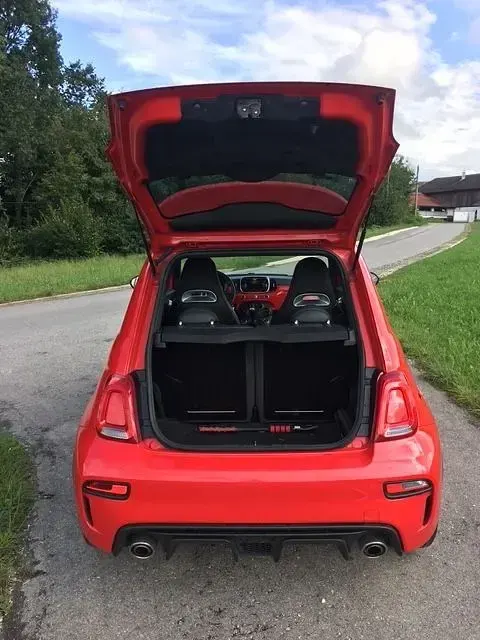 Gebraucht Abarth 595 145 PS (106 kW) 2017 Rot Kleinwagen