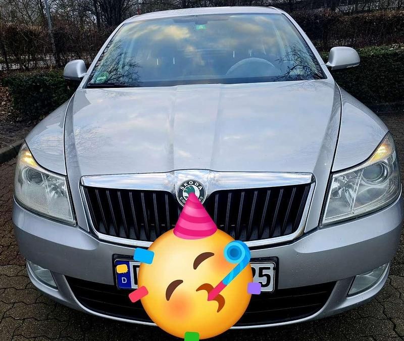 Second-hand Skoda Octavia Ambiente 116 CP (85 kW) 2012 Berlinǎ