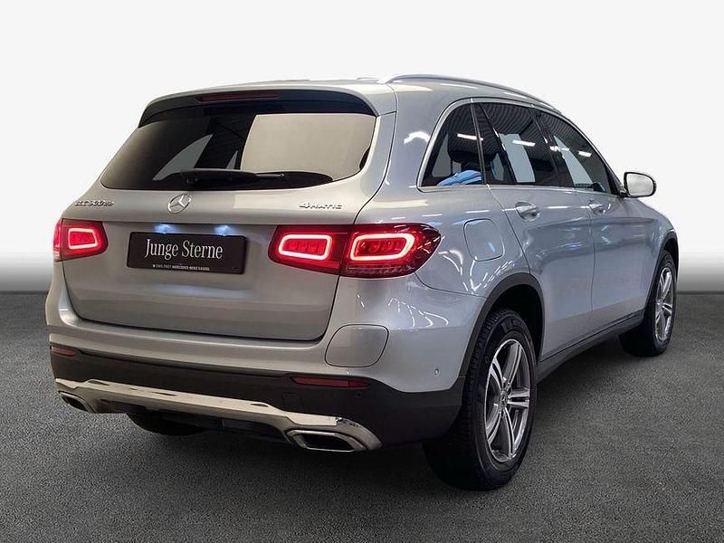 Gebraucht Mercedes GLC300e Exclusive 306 PS (225 kW) 2021 Silber SUV
