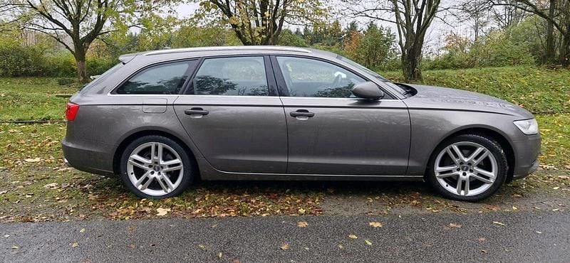 Andere farben Gebraucht 2013 Audi A6 Kombi | 12.250 € (Guter Preis) - Bild 1/4