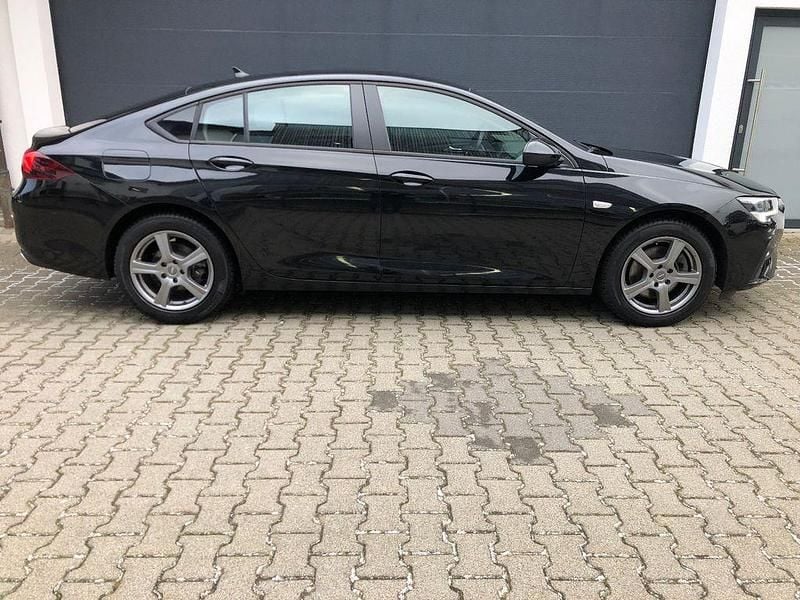 Gebraucht Opel Insignia Edition 170 PS (125 kW) 2022 Diamond black Limousine