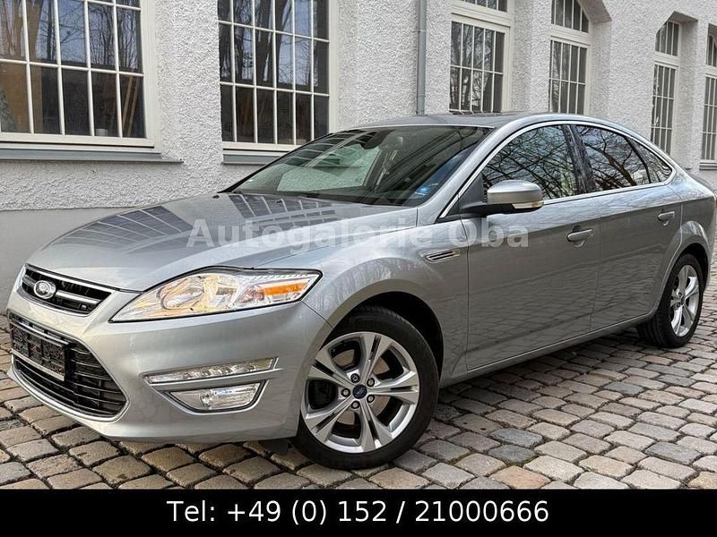Gebraucht Ford Mondeo Titanium 203 PS (149 kW) 2012 Silber Limousine