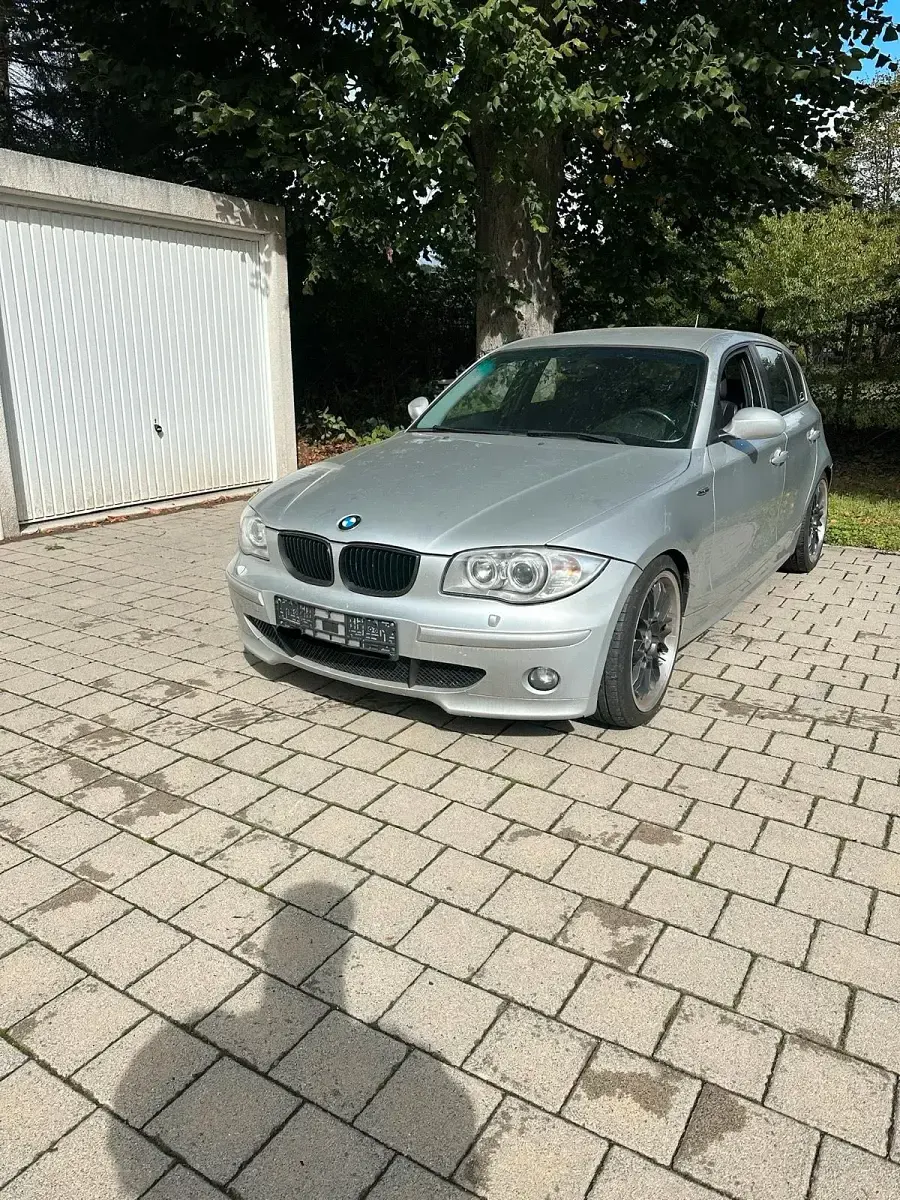 Gebraucht BMW 120 150 PS (110 kW) 2005 Silber Kleinwagen