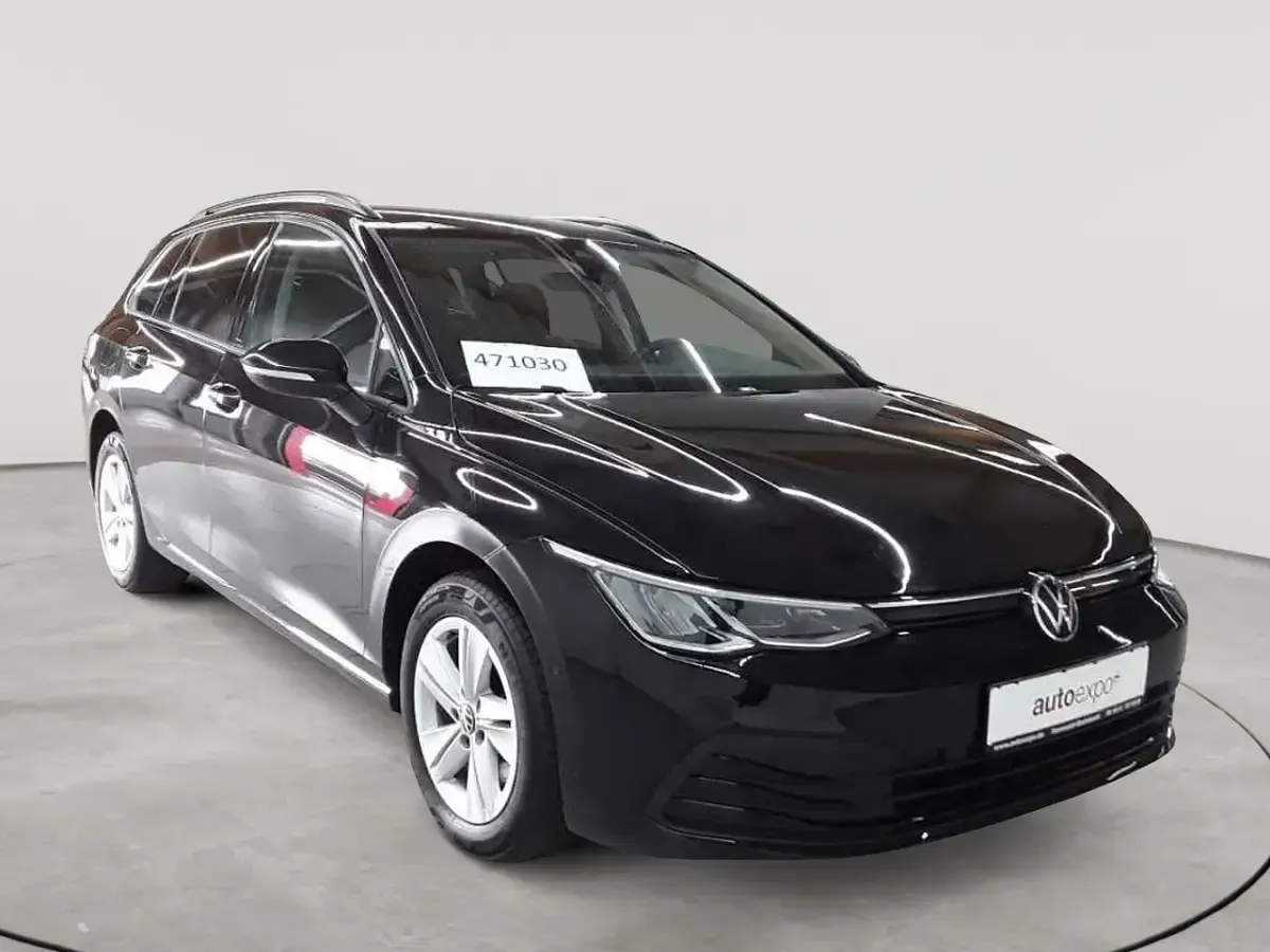 Gebraucht VW Golf VII Life 115 PS (84 kW) 2021 Kleinwagen