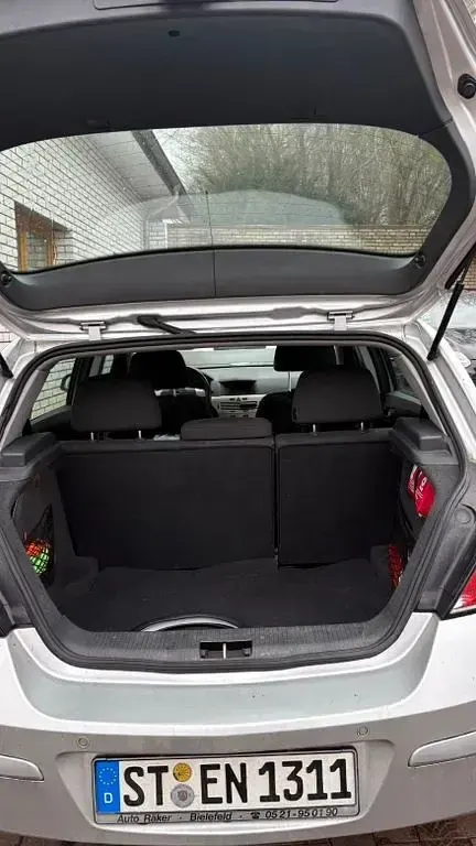 Gebraucht Opel Astra 90 PS (66 kW) 2007 Silber Kleinwagen