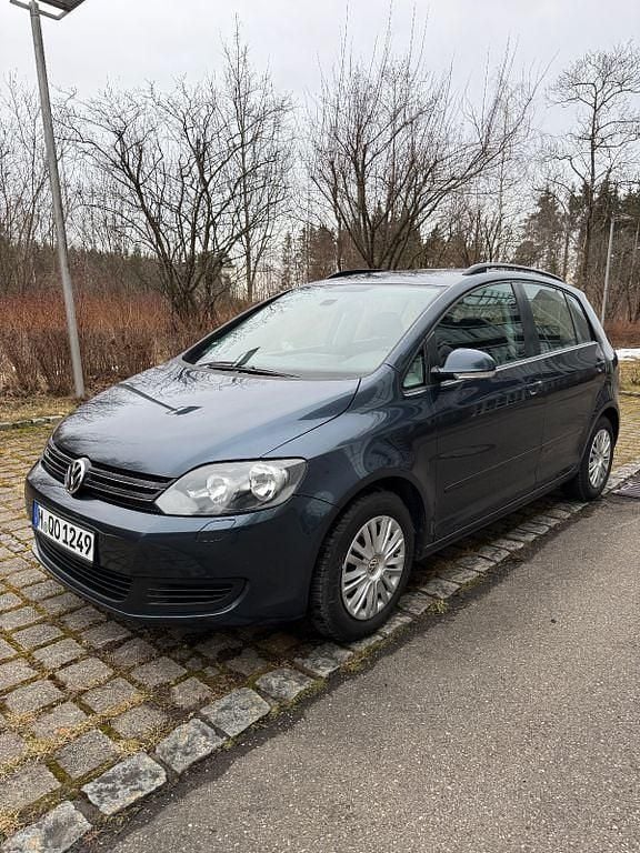 Blau Gebraucht 2009 VW Golf Plus Comfortline Van / Kleinbus | 6.150 € - Bild 1/4