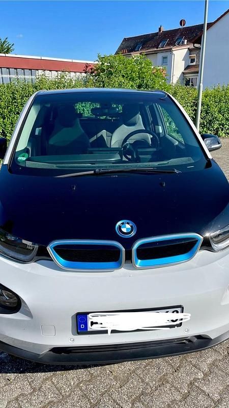 Weiß Gebraucht 2016 BMW i3 Kleinwagen | 11.900 € (Guter Preis) - Bild 1/4