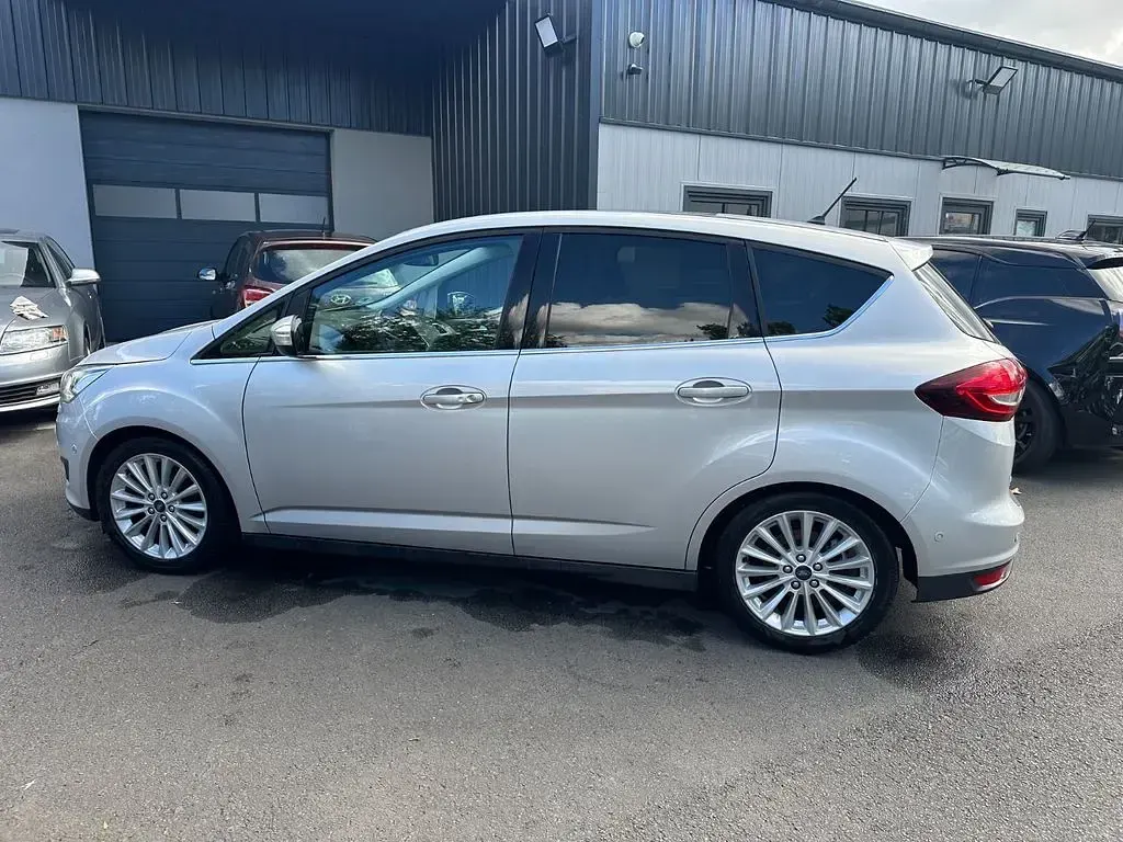 Gebraucht Ford C-MAX Titanium 125 PS (91 kW) 2019 Silber Van / Kleinbus