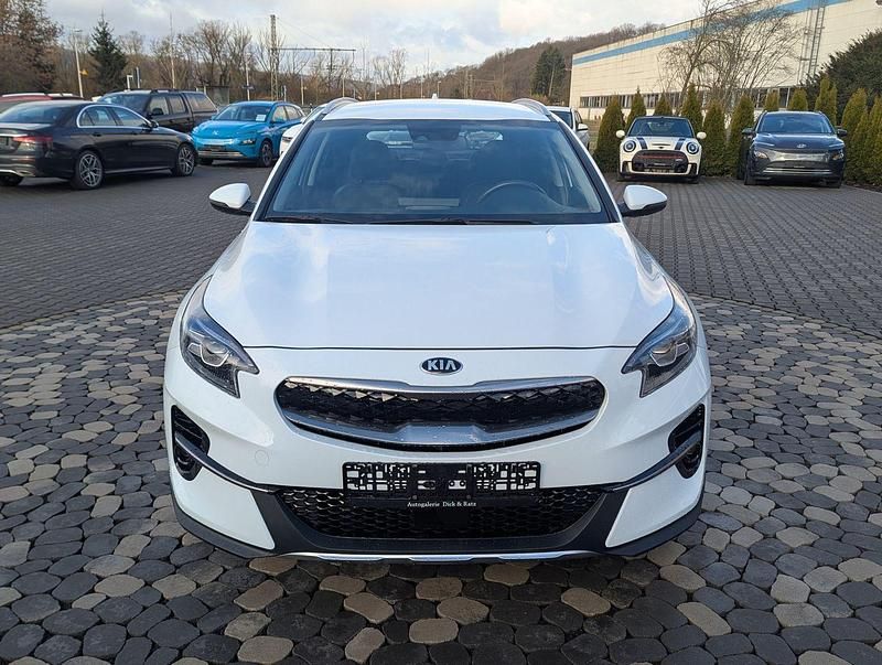 Gebraucht Kia XCeed Vision 141 PS (103 kW) 2021 Weiß SUV
