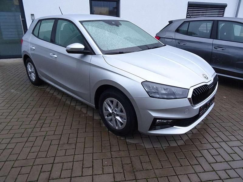 Brilliantsilber metallic Neu 2025 Skoda Fabia Selection Kleinwagen | 20.999 € (Guter Preis) - Bild 1/4