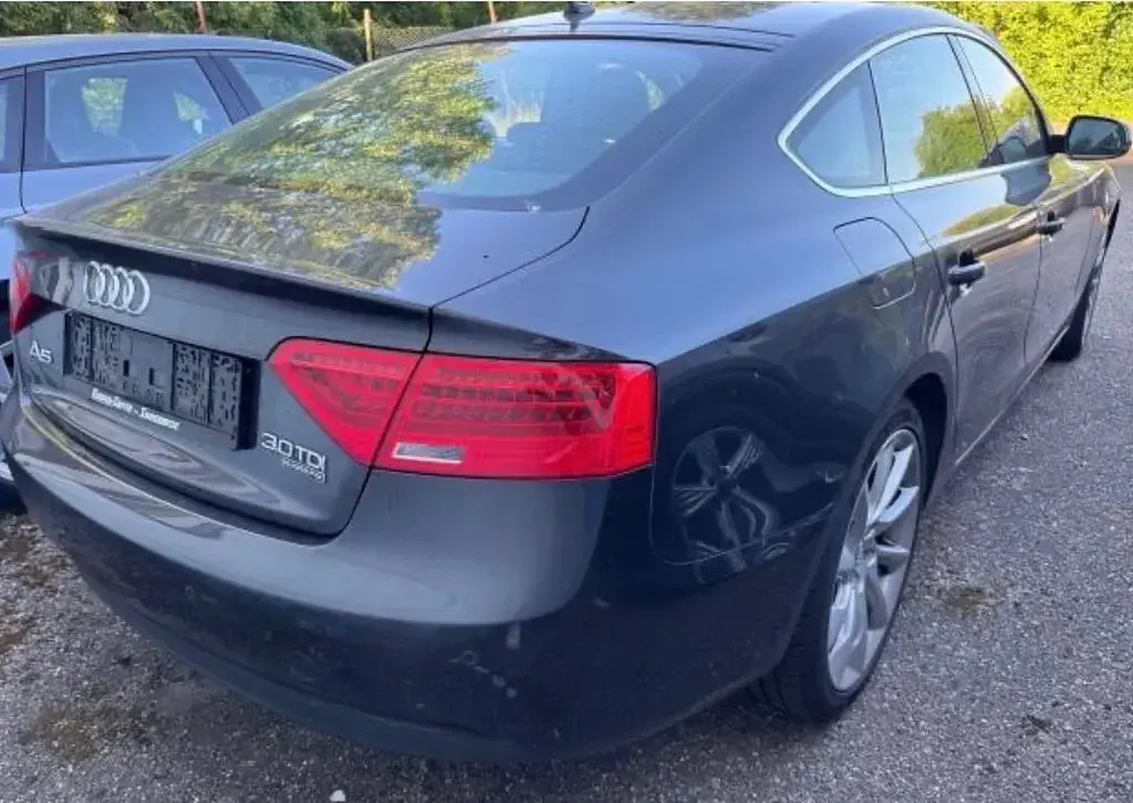 Gebraucht Audi A5 Sportback Design 245 PS (180 kW) 2015 Grau Kleinwagen