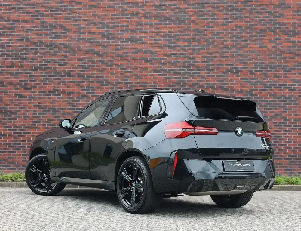 Gebraucht BMW X3 Performance 299 PS (219 kW) 2025 Schwarz SUV