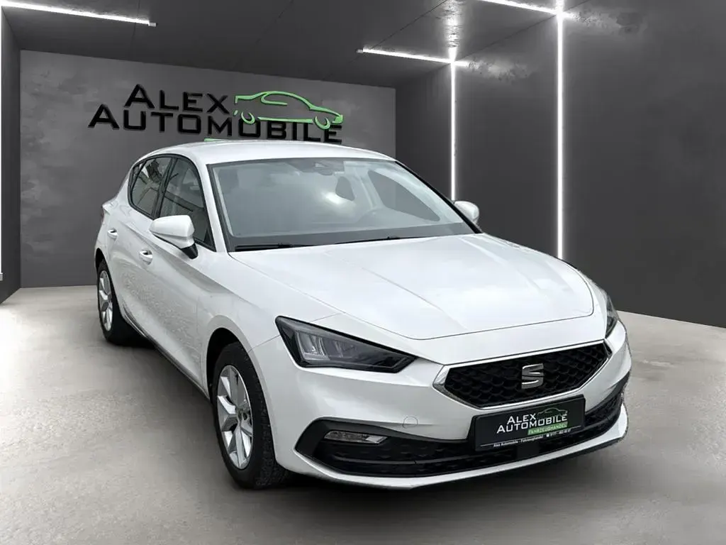 Gebraucht Seat Leon Style 110 PS (80 kW) 2020 White candy Limousine