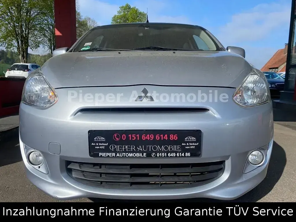 Gebraucht Mitsubishi Space Star 80 PS (58 kW) 2014 Silber Van / Kleinbus