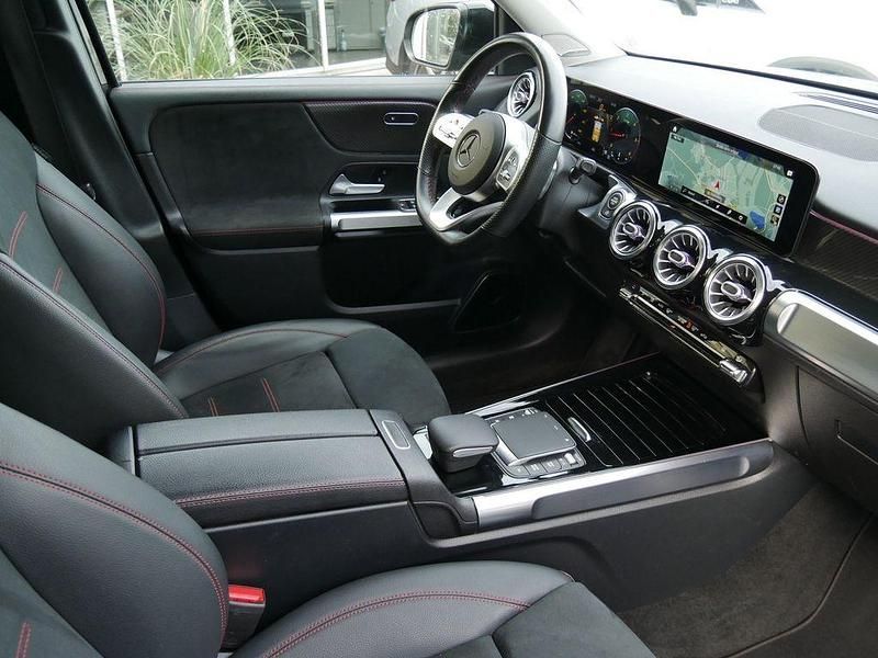 Gebraucht Mercedes GLB220 AMG 190 PS (139 kW) 2021 Schwarz SUV