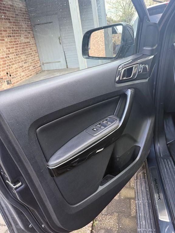 Gebraucht Ford Ranger 179 PS (131 kW) 2022 Grau Pickup