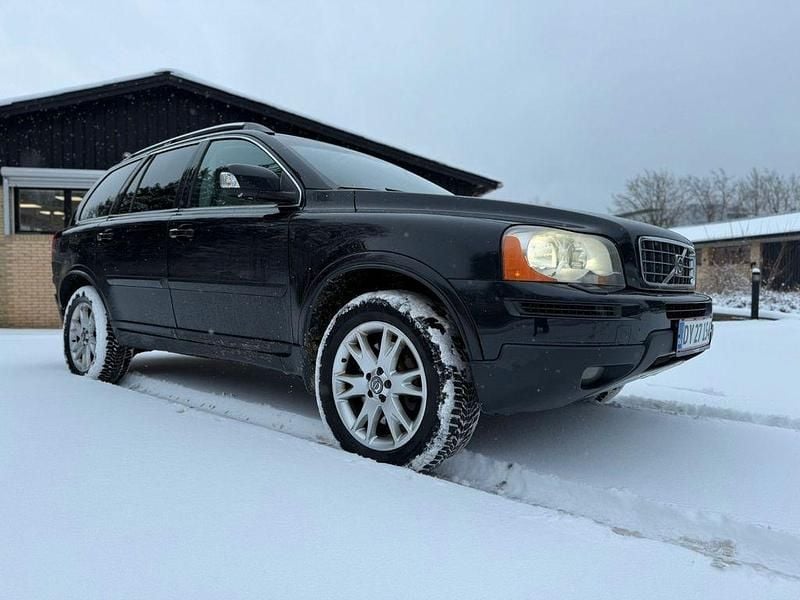 Schwarz Gebraucht 2008 Volvo XC90 Summum SUV | 4.850 € (Fairer Preis) - Bild 1/4