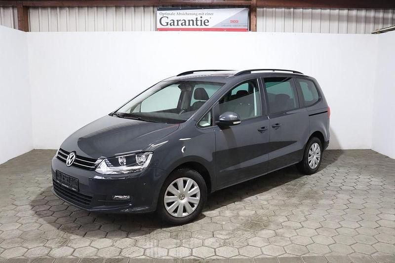 Gebraucht VW Sharan Trendline 140 PS (102 kW) 2012 Grau Van / Kleinbus