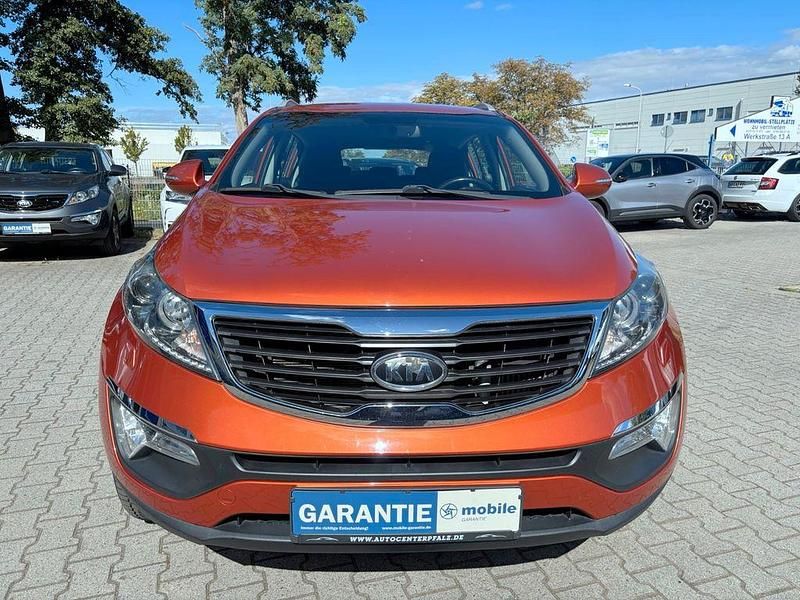Gebraucht Kia Sportage Vision 136 PS (100 kW) 2010 Orange SUV