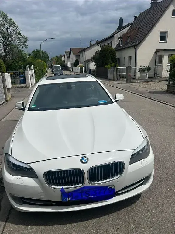 Używany BMW 520 184 KM (135 kW) 2012 Biały Kombi