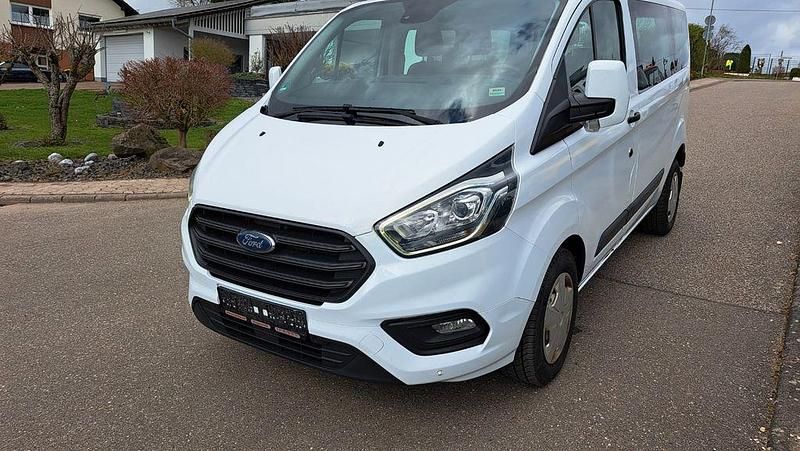 Gebraucht Ford Transit Custom 131 PS (96 kW) 2021 Weiß Kombi