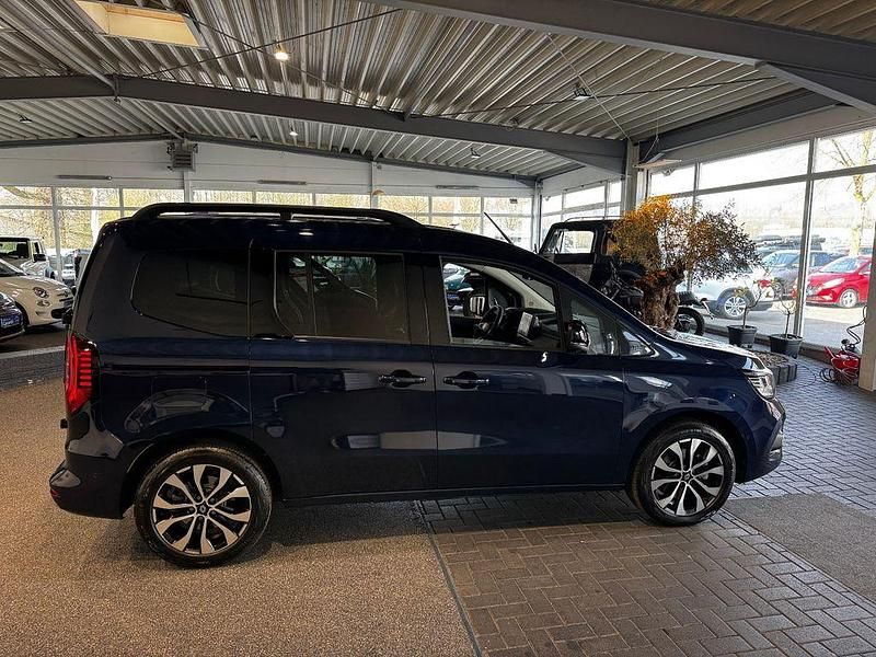 Gebraucht Renault Kangoo Techno 131 PS (96 kW) 2024 Blau Van / Kleinbus