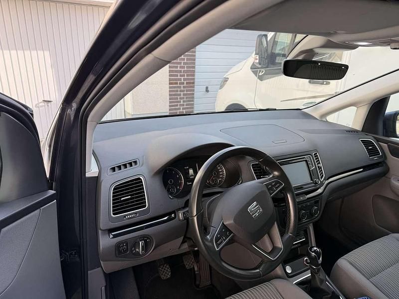 Gebraucht Seat Alhambra 150 PS (110 kW) 2019 Beige Van / Kleinbus