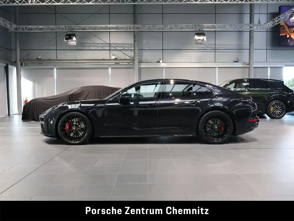 Neu Porsche Panamera GTS 500 PS (367 kW) 2026 Schwarz Kleinwagen