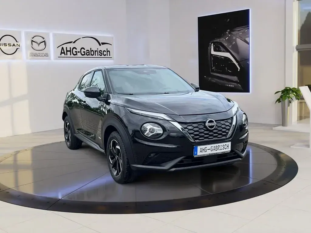 Gebraucht Nissan Juke N-Connecta 143 PS (105 kW) 2024 Black (m) SUV