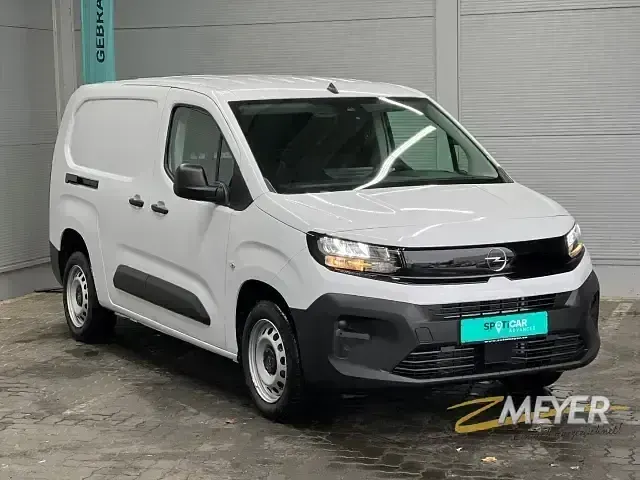 Neu Opel Combo 102 PS (75 kW) 2025 Weiß Van / Kleinbus