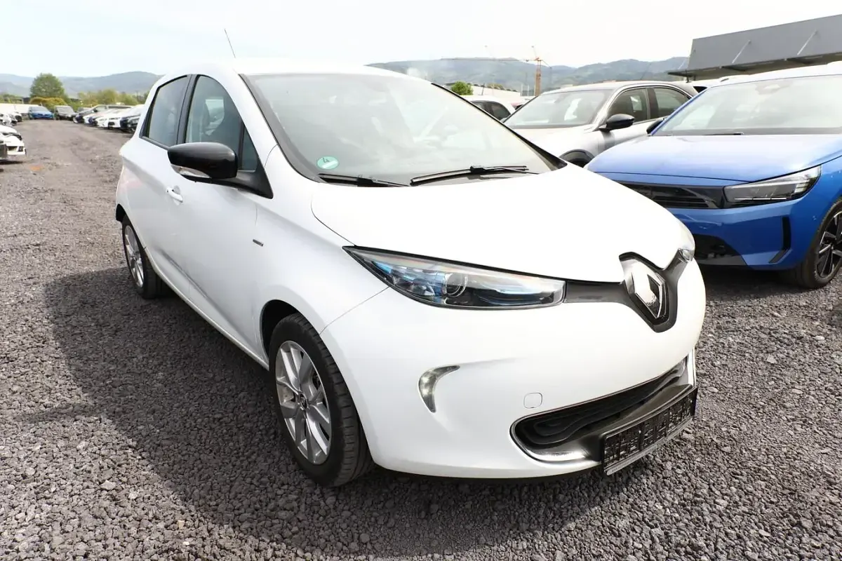 Usata Renault Zoe LIMITED 80 kW (109 CV) 2018 Bianco Utilitaria