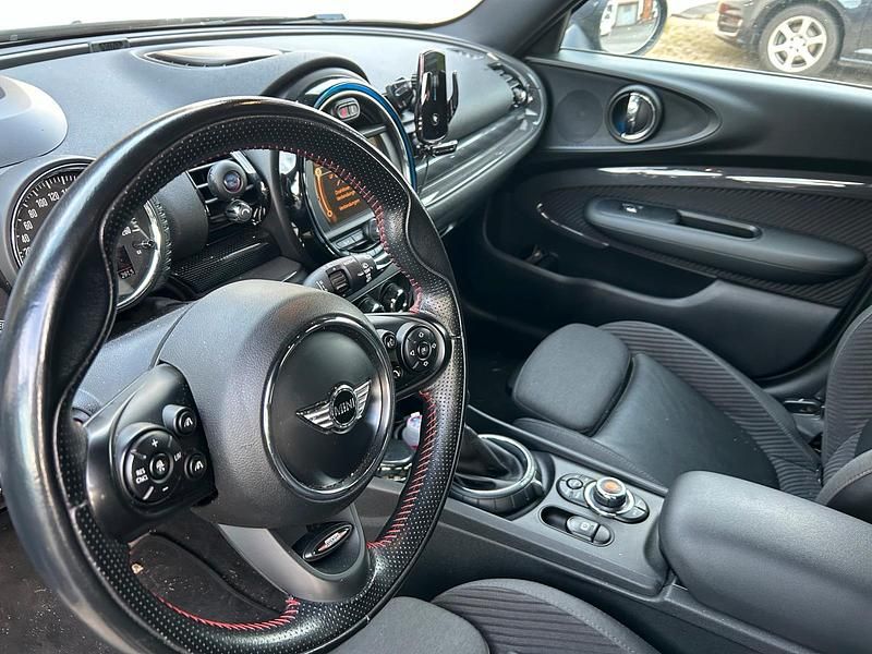 Grau Gebraucht 2016 Mini Cooper S Clubman Kombi | 16.500 € (Fairer Preis) - Bild 1/4