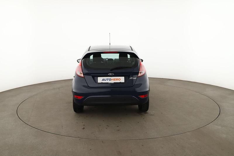 Gebraucht Ford Fiesta Trend 60 PS (44 kW) 2016 Blau Limousine