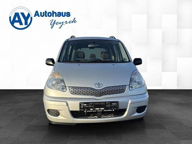 Gebraucht Toyota Yaris Sol 110 PS (80 kW) 2006 Andere Limousine