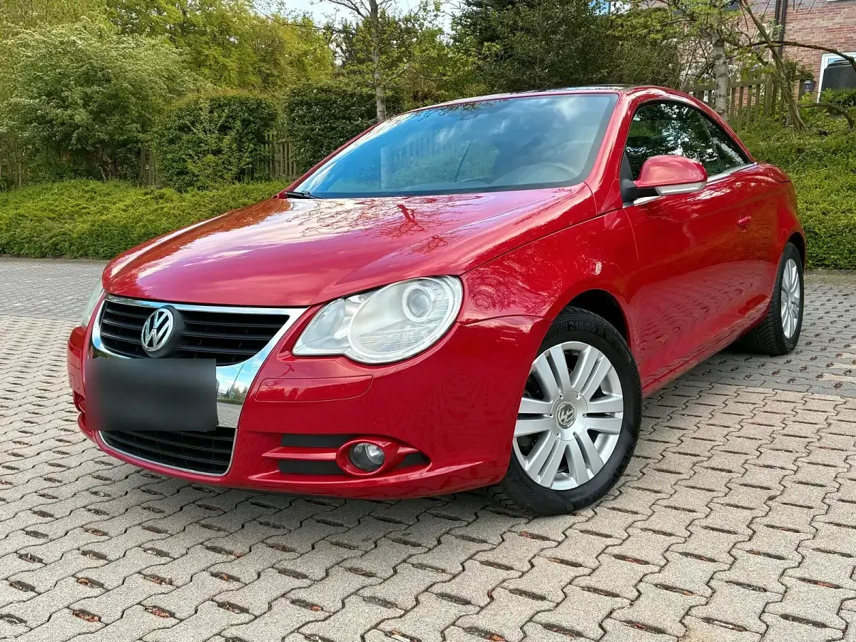 Second-hand VW Eos 150 CP (110 kW) 2008 Roșu Cabrio