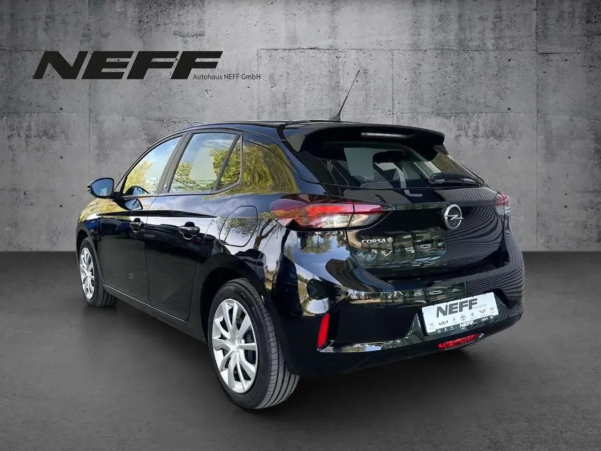 Usata Opel Corsa-e Edition 100 kW (136 CV) 2023 Nero Utilitaria
