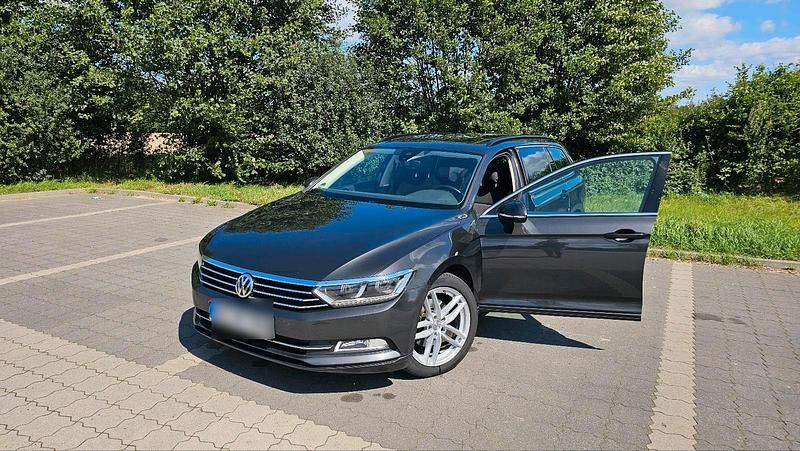 Grau Gebraucht 2019 VW Passat Highline Kombi | 14.500 € (Guter Preis) - Bild 1/4