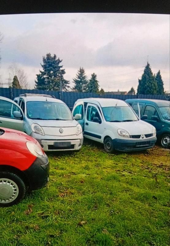Gebraucht Renault Kangoo 84 PS (61 kW) 2010 Rot Kombi